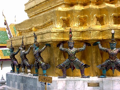 Ramakien figures surrounding a chedi at Wat Phra Kaeo